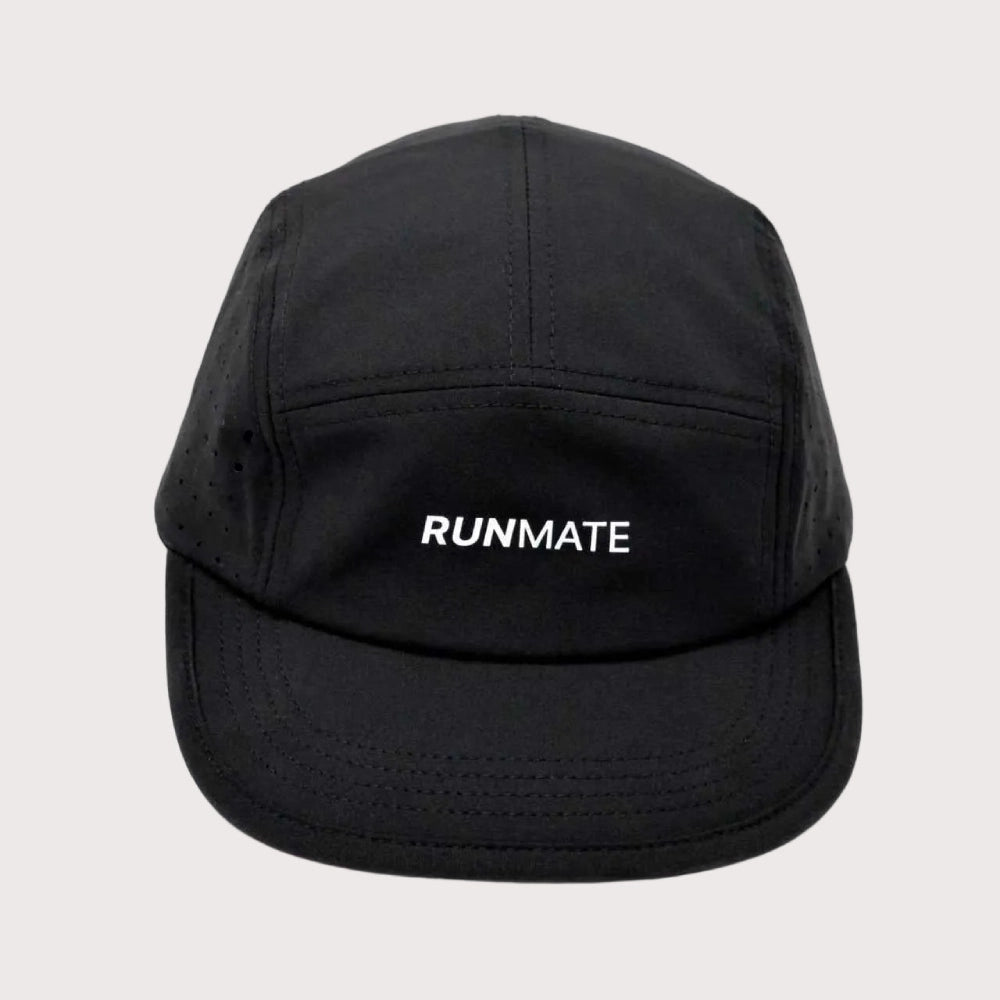 Sort løbekasket fra RUNMATE set foran